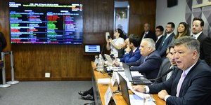 INSS: suspeito reinicia iPhone e bloqueia perícia em investigação
