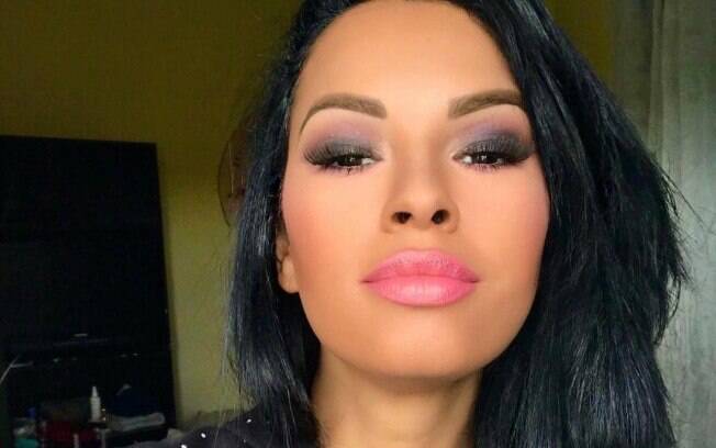 Ex-BBB Ariadna Arantes toma partido de Schmütz na treta com Ludmilla Ex-BBB Ariadna Arantes toma partido de Schmütz na treta com Ludmilla