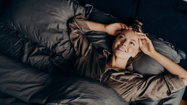 Morning shed: entenda os riscos da nova trend de skincare noturna