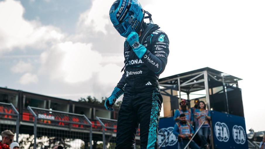 George Russell garante pole no Azerbaijão George Russell garante pole no Azerbaijão