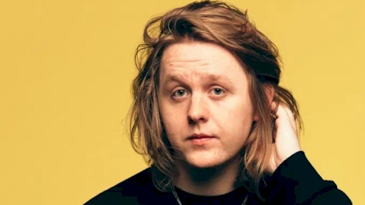 Lewis Capaldi ganhará documentário na Netflix em abril