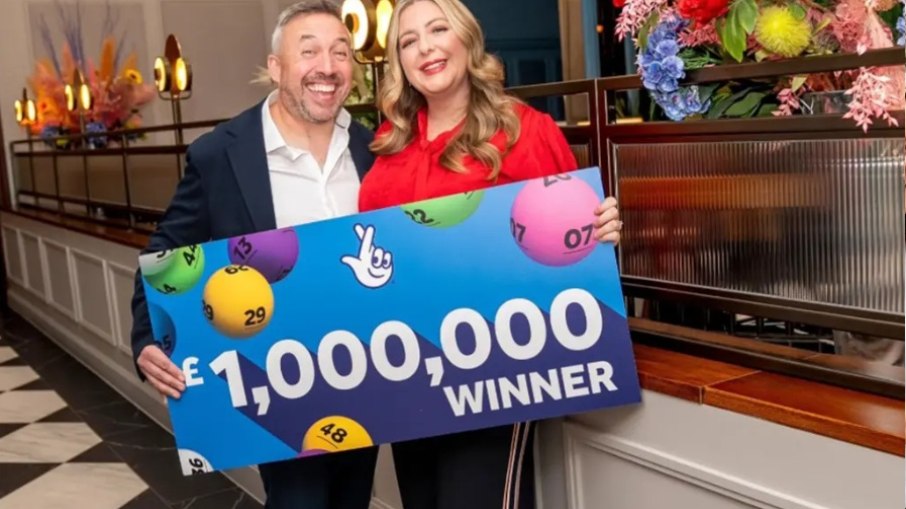 Casal do País de Gales ganha prêmio de US$ 1 milhão pela 2ª vez