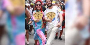 Fátima Bernardes e Túlio Gadêlha caem na folia em Pernambuco