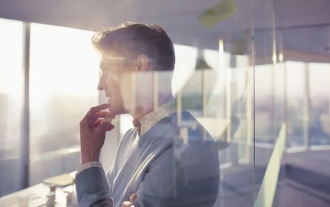 84% dos CFOs devem ampliar investimentos em IA