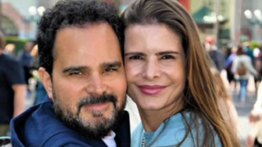 Luciano Camargo e esposa 