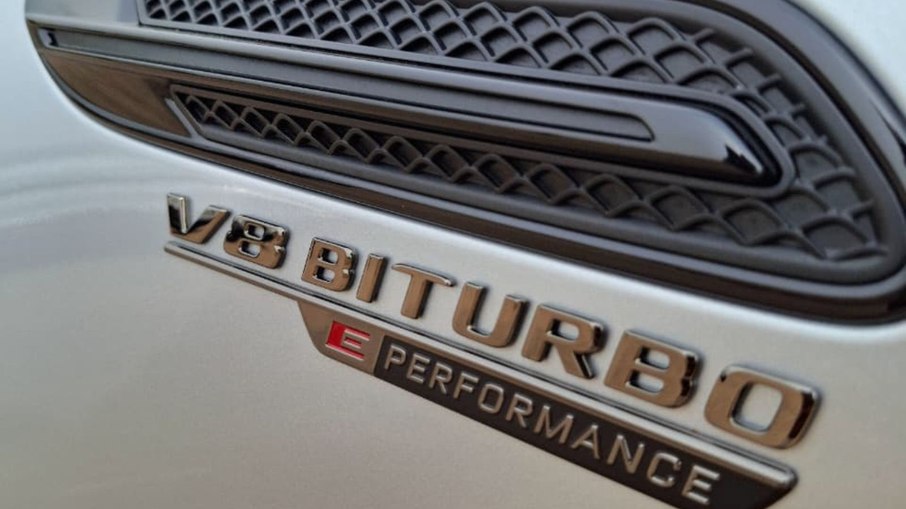 Mercedes-AMG GT 63 S E Performance tem motor V8 biturbo Mercedes-AMG GT 63 S E Performance tem motor V8 biturbo