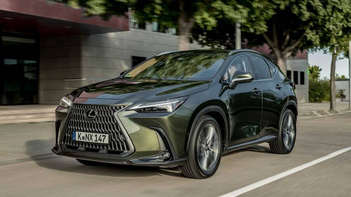 Lexus NX 350h: retoques no desenho deixaram o SUV híbrido com aspecto mais arrojado 