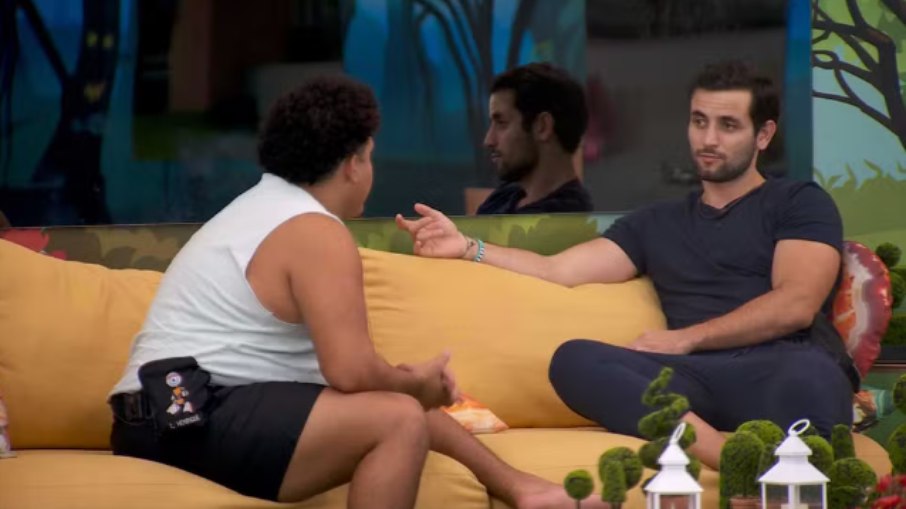 BBB 24: Lucas Henrique desabafa com Matteus: 'Fiquei a um pingo de estourar'