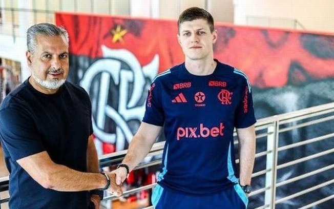 Andrii Fedchenkov é ucraniano e tem 30 anos de idade Andrii Fedchenkov é ucraniano e tem 30 anos de idade