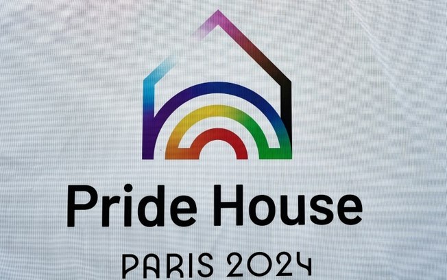 O logo da Pride House Paris-2024 que foi inaugurada em 29 de julho de 2024