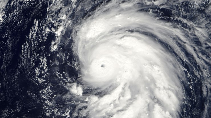 Tufão Kajiki força retirada de cerca de 600 mil pessoas no Vietnã