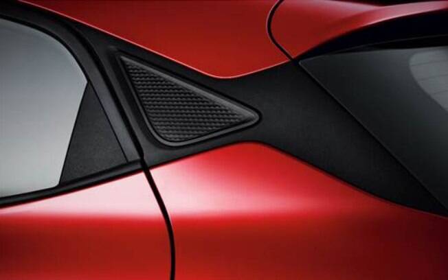 Hyundai HB20 terá detalhes estéticos arrojados como o detalhe na colina traseira que dá certo aspecto esportivo 