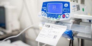 Bebê recebe remédio de R$ 7 milhões pelo SUS em SP