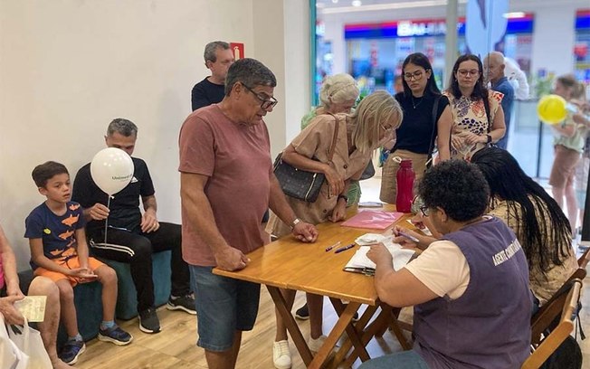 Araçatuba aplica 186 doses da vacina contra a gripe em ação em shopping Araçatuba aplica 186 doses da vacina contra a gripe em ação em shopping