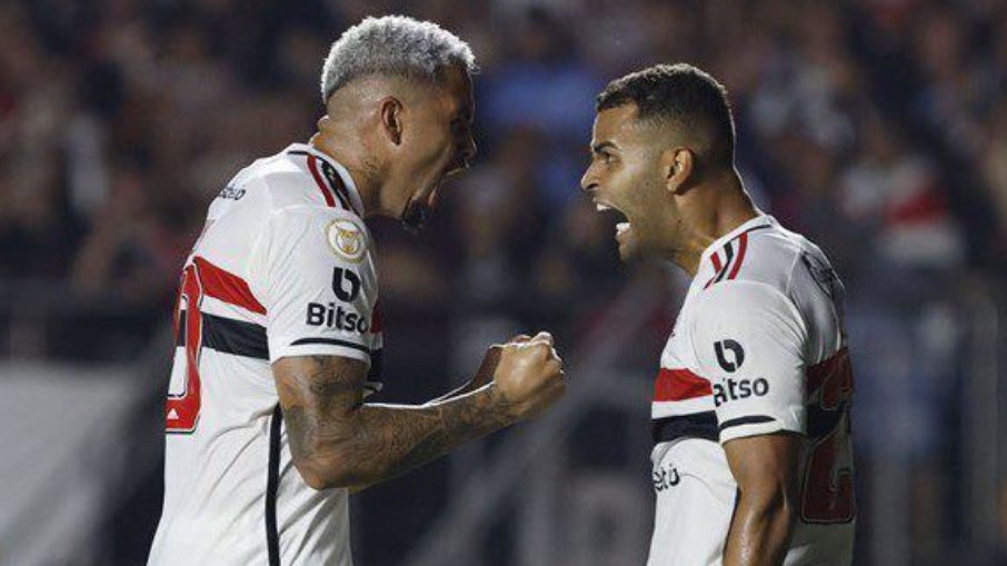 São Paulo x Bragantino: onde assistir ao vivo ao jogo do Brasileirão