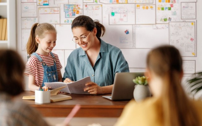 23 frases para celebrar o Dia do Pedagogo