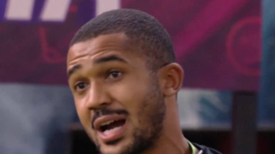 Deputado denuncia Matheus do BBB26 ao MP por suposta homofobia e comentários misóginos