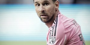 Messi é substituído com dores e preocupa às vésperas da Copa