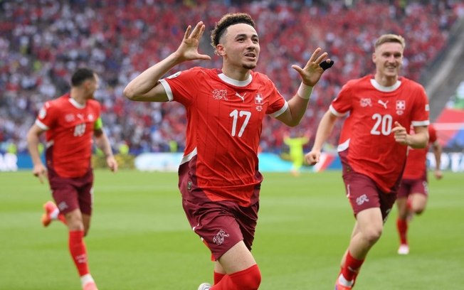 Suíça bate a Itália e se torna a primeira semifinalista da Euro 20204