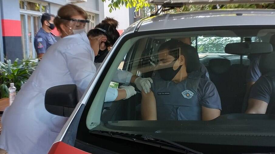 Começou a vacinação de profissionais de Segurança Pública em todo o estado de São Paulo Começou a vacinação de profissionais de Segurança Pública em todo o estado de São Paulo