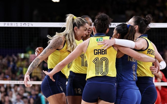 Brasil vence a Turquia no vôlei feminino e conquista o bronze em Paris Brasil vence a Turquia no vôlei feminino e conquista o bronze em Paris