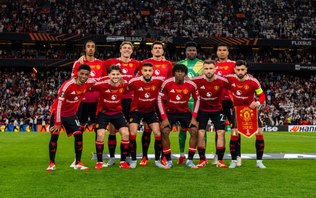 United põe elenco todo
à venda após fracasso na temporada