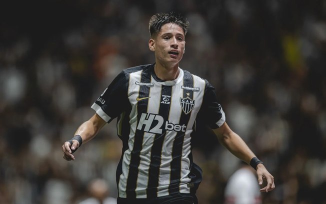 Defensor seguirá vinculado ao Galo até 2029 após passagem pelo futebol brasileiro