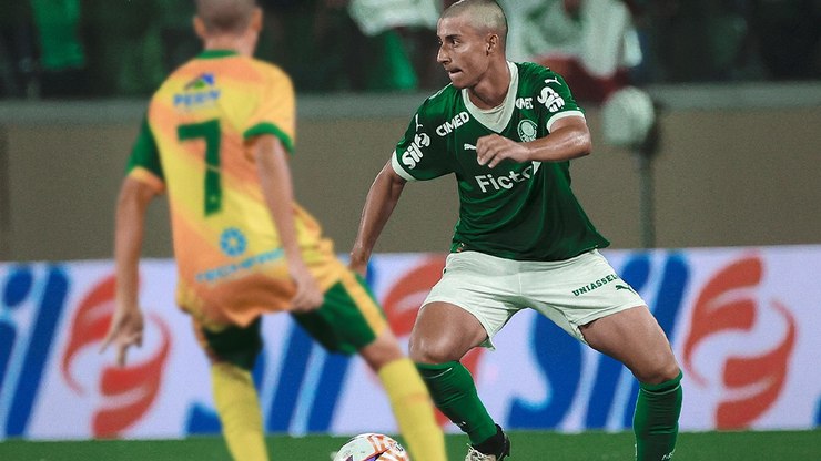 Sem VAR, estreia do Palmeiras na Copinha tem gols polêmicos