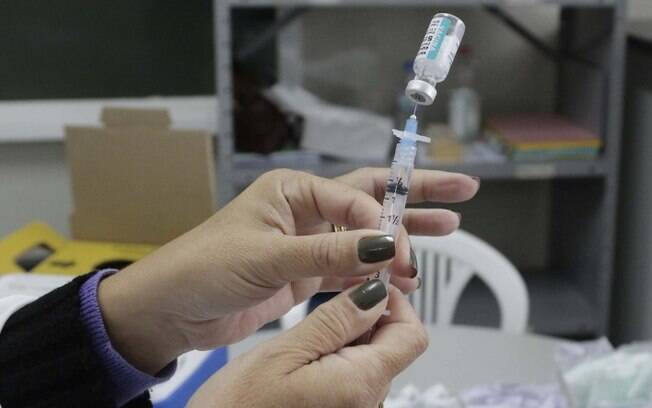 Xepa da vacina: Campinas retoma cadastro incluindo pessoas de 35 a 42 anos