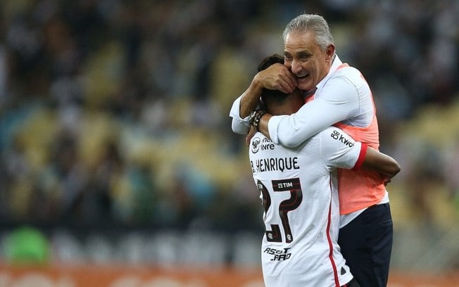 Sem Bruno Henrique e Cebolinha, Flamengo enfrenta o Fortaleza pelo Campeonato Brasileiro