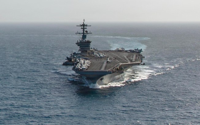 Marinha americana admitiu escassez de suprimentos e interrupções na entrega de correspondências ao porta-aviões USS Lincoln Marinha americana admitiu escassez de suprimentos e interrupções na entrega de correspondências ao porta-aviões USS Lincoln