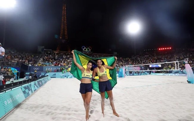 Ana Patrícia e Duda batem as australianas e vão disputar o ouro no vôlei de praia