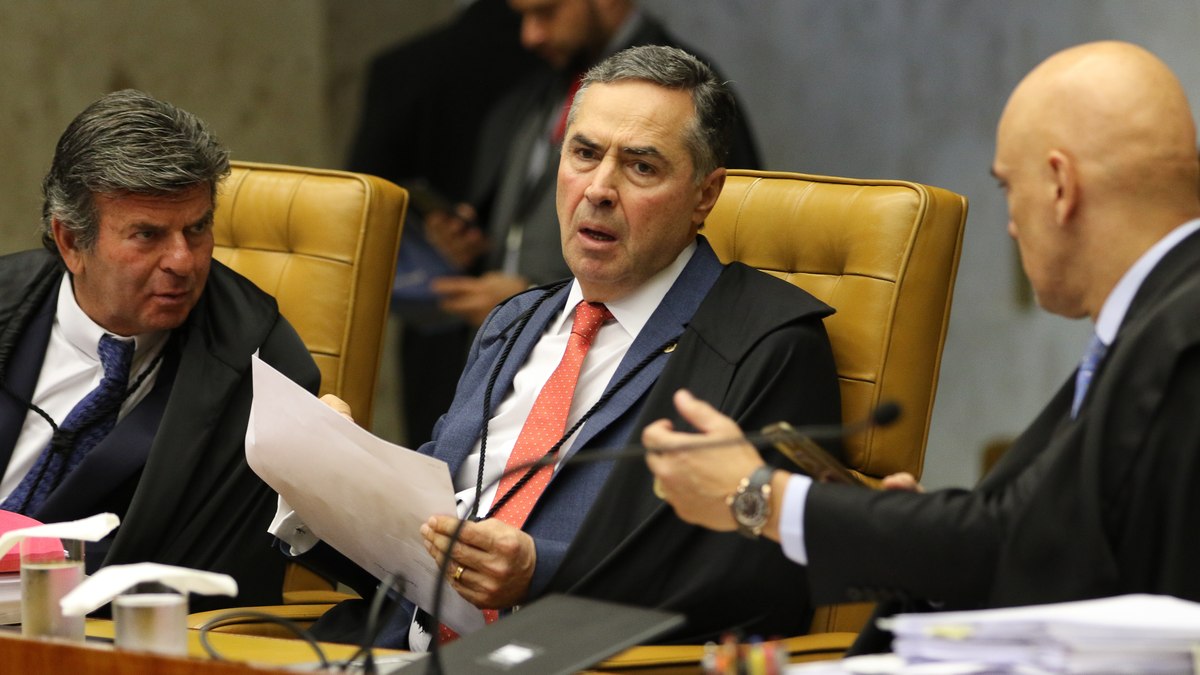 Luís Roberto Barroso tratou com naturalidade as acusações contra Moraes