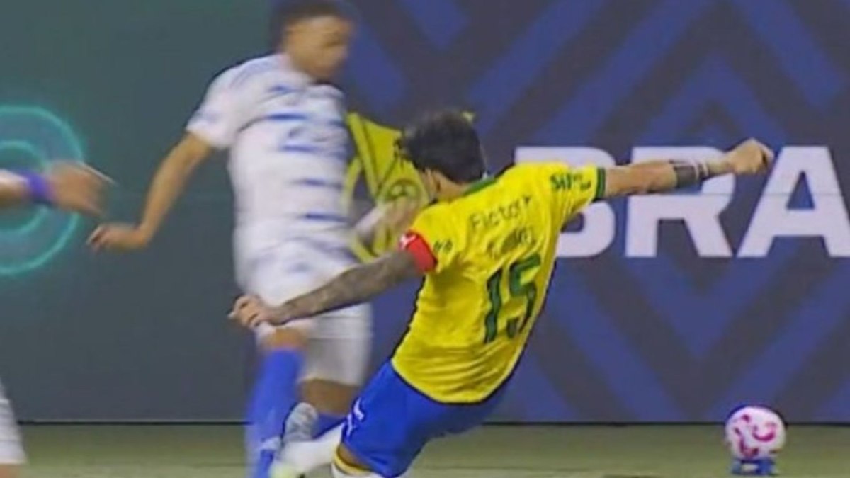 CBF divulga áudio do VAR em lance de Gómez