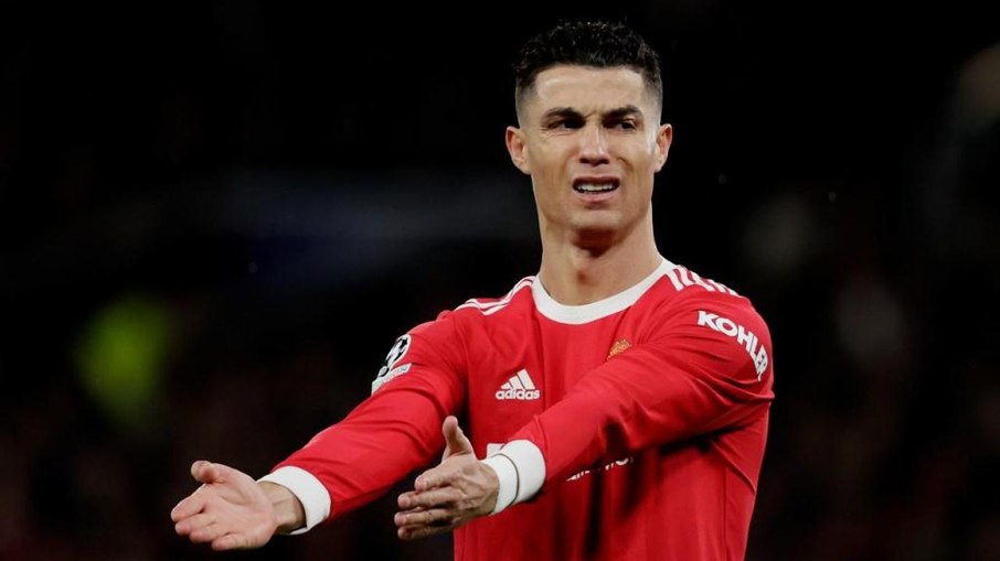 Cristiano Ronaldo discute futuro no Manchester United