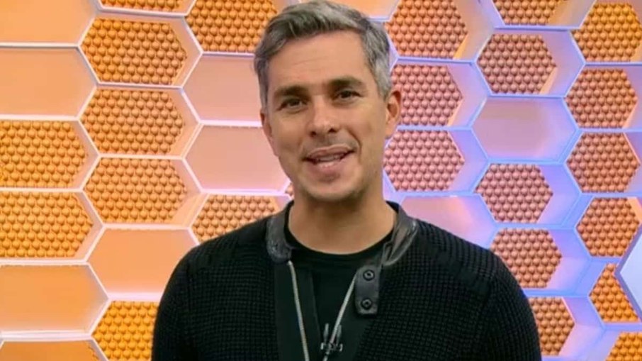 Jornalista deixou a Leo Dias TV nesta terça-feira (16)