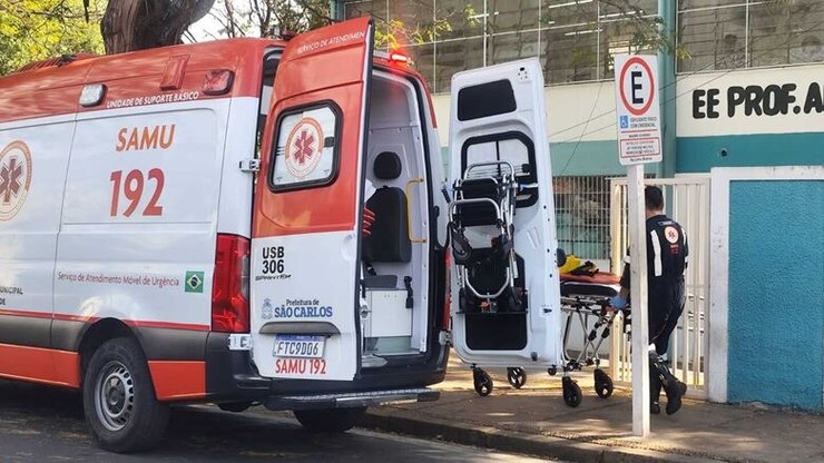 SAMU é acionado para socorrer aluno vítima de agressão no Arlindo Bittencourt
