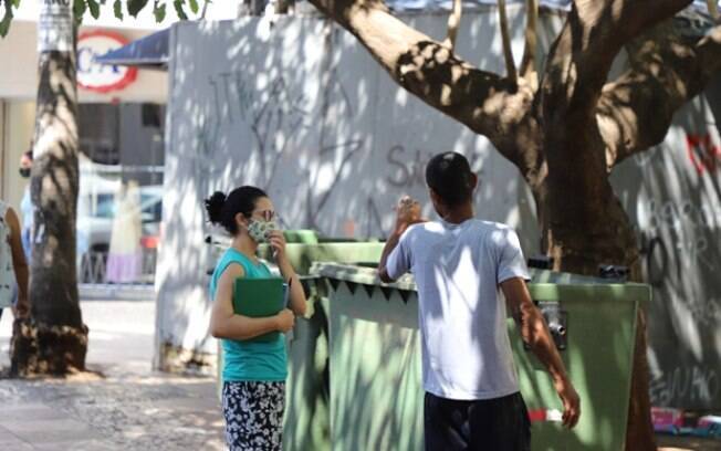 Ação social aborda pessoas em situação de rua em Campinas