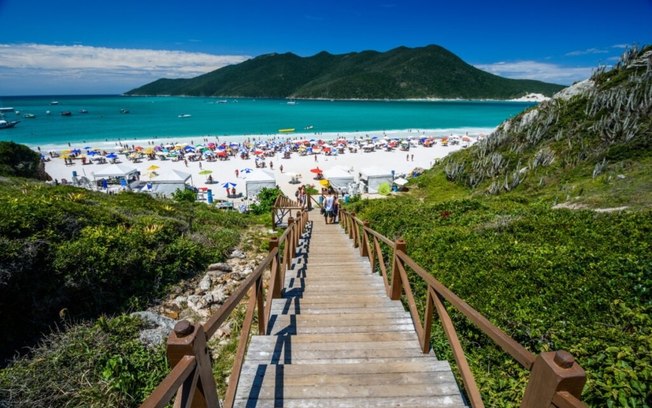 3 praias incríveis para visitar em Arraial do Cabo