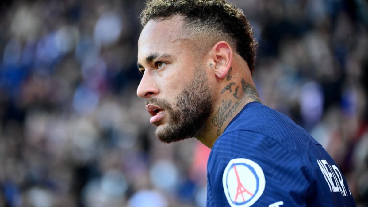 Neymar é 'anunciado' como reforço de time paulista Neymar é 'anunciado' como reforço de time paulista