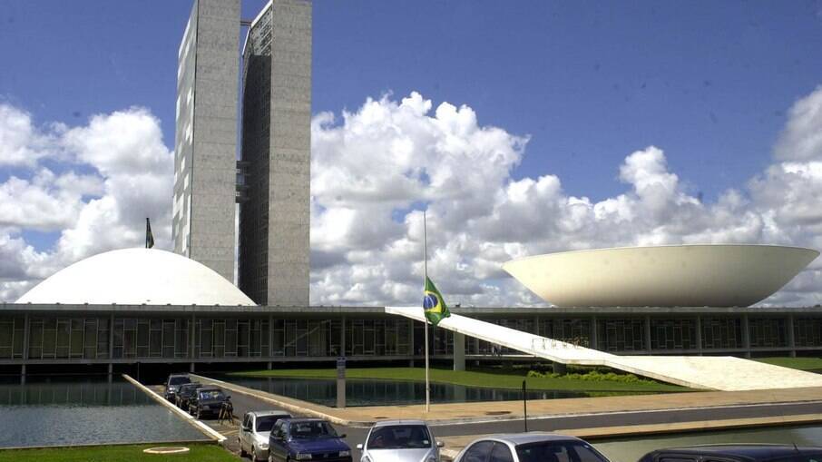 Congresso Nacional aprovou o Orçamento para 2021 mas o presidente Bolsonaro ainda pode vetar pontos do texto