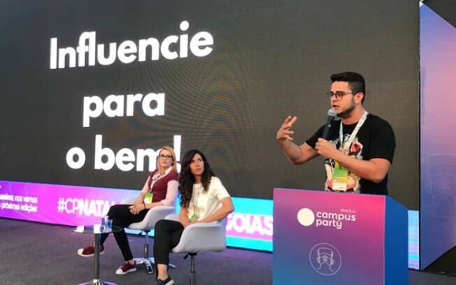 Influenciador digital de Brasília defende conteúdo positivo no Instagram em palestra