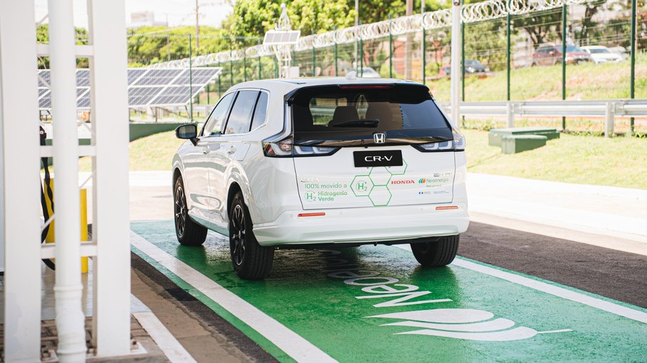 Honda testa SUV a hidrogênio em posto experimental no Brasília Honda testa SUV a hidrogênio em posto experimental no Brasília