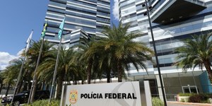 Casal da PF vazava informações para "Turma" de Vorcaro, diz STF
