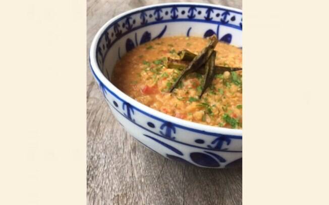 Foto da receita Sopa de lentilha vermelha pronta.