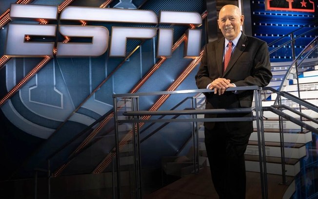 Bill Rasmussen, fundador da ESPN, morre aos 93 anos Bill Rasmussen, fundador da ESPN, morre aos 93 anos