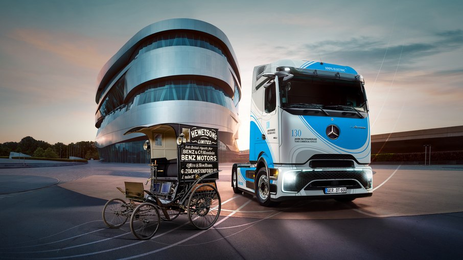 Mercedes 130 anos de veículos comerciais Mercedes 130 anos de veículos comerciais