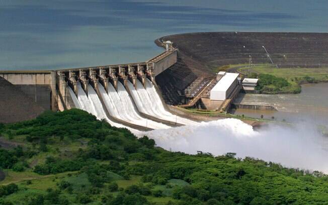 Aneel faz hoje leilão de quatro usinas hidrelétricas da Cemig; a usina de São Simão (GO/MG) está na lista