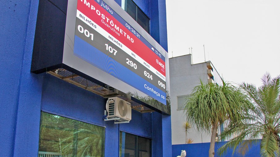 Guarulhos já pagou R$ 1 bi em impostos neste ano Guarulhos já pagou R$ 1 bi em impostos neste ano
