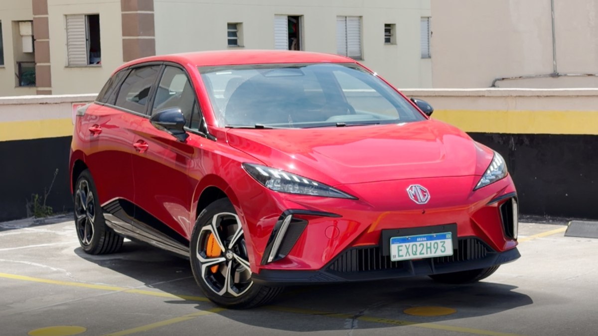 MG4 XPower custa R$ 224.800 e foge da febre dos SUVs
